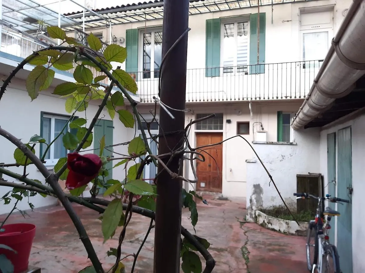 Charming 2-Bedroom, Near City Center Toulouse 0*,